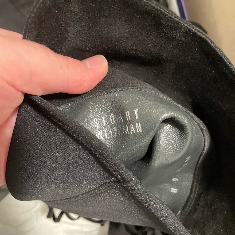 Stuart Weitzman Mane Fringe Black Suede Knee Boot size 6 - Picture 12 of 14